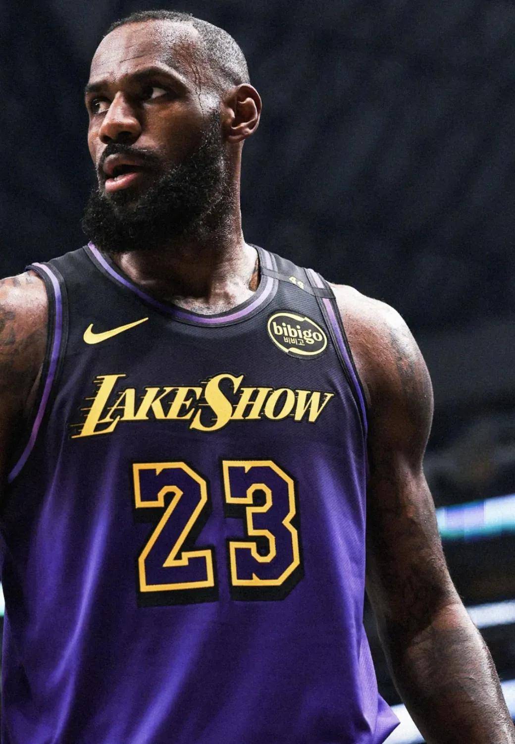 篮球比赛如何避免疲劳崩盘？（如何在篮球比赛中避免体能崩溃？）