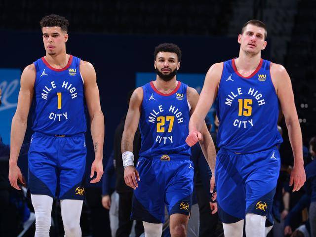 世体：巴萨与格伊谈判降温 双方经济条件差距较大（世界体育报：巴萨与格伊谈判遇冷，双方在薪资待遇上分歧明显）