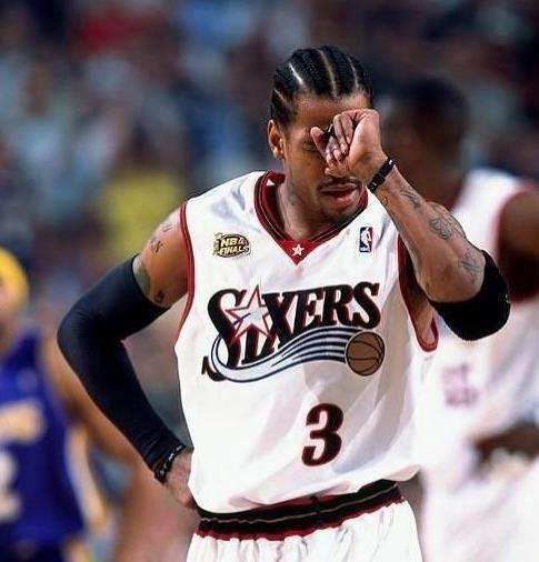 霍伊伦：我想进球，但我是团队型球员，球队获胜最重要（霍伊伦：我渴望进球，但团队优先，赢球最关键）