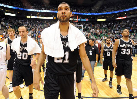 活塞成本赛季雷霆之后，第二支拿到20胜的球队（继雷霆之后，活塞成为本赛季第二支拿到20胜的球队）