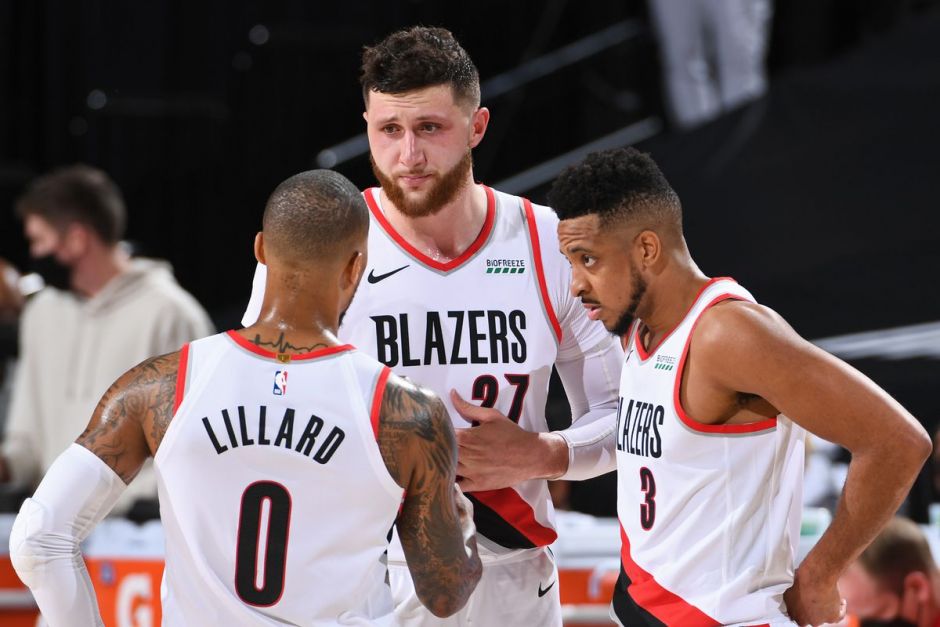 斯科尔斯、卡拉格都认为：哈白布是足球历史上最佳中场组合（斯科尔斯与卡拉格一致认定：哈白布堪称足坛史上最强中场三人组）