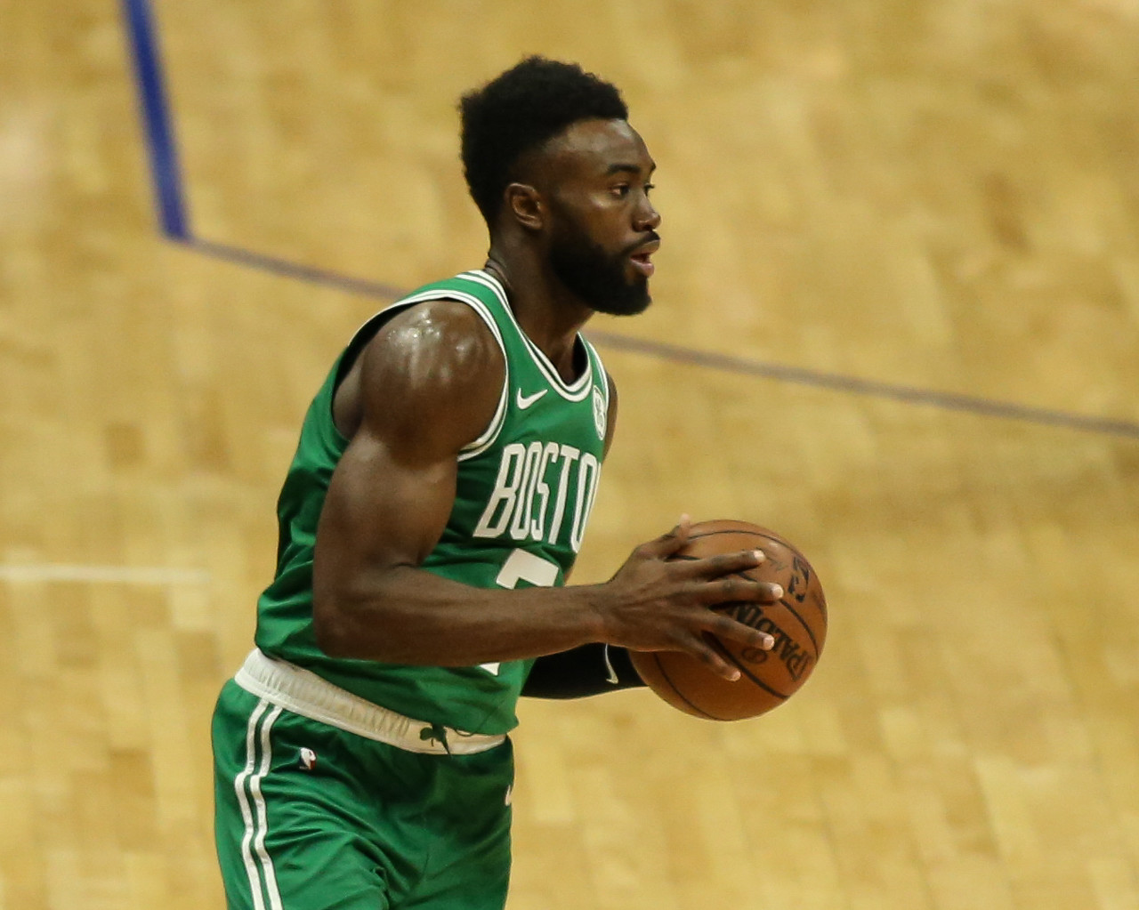 足球运动对孩子的益处（足球运动对儿童成长的积极影响）