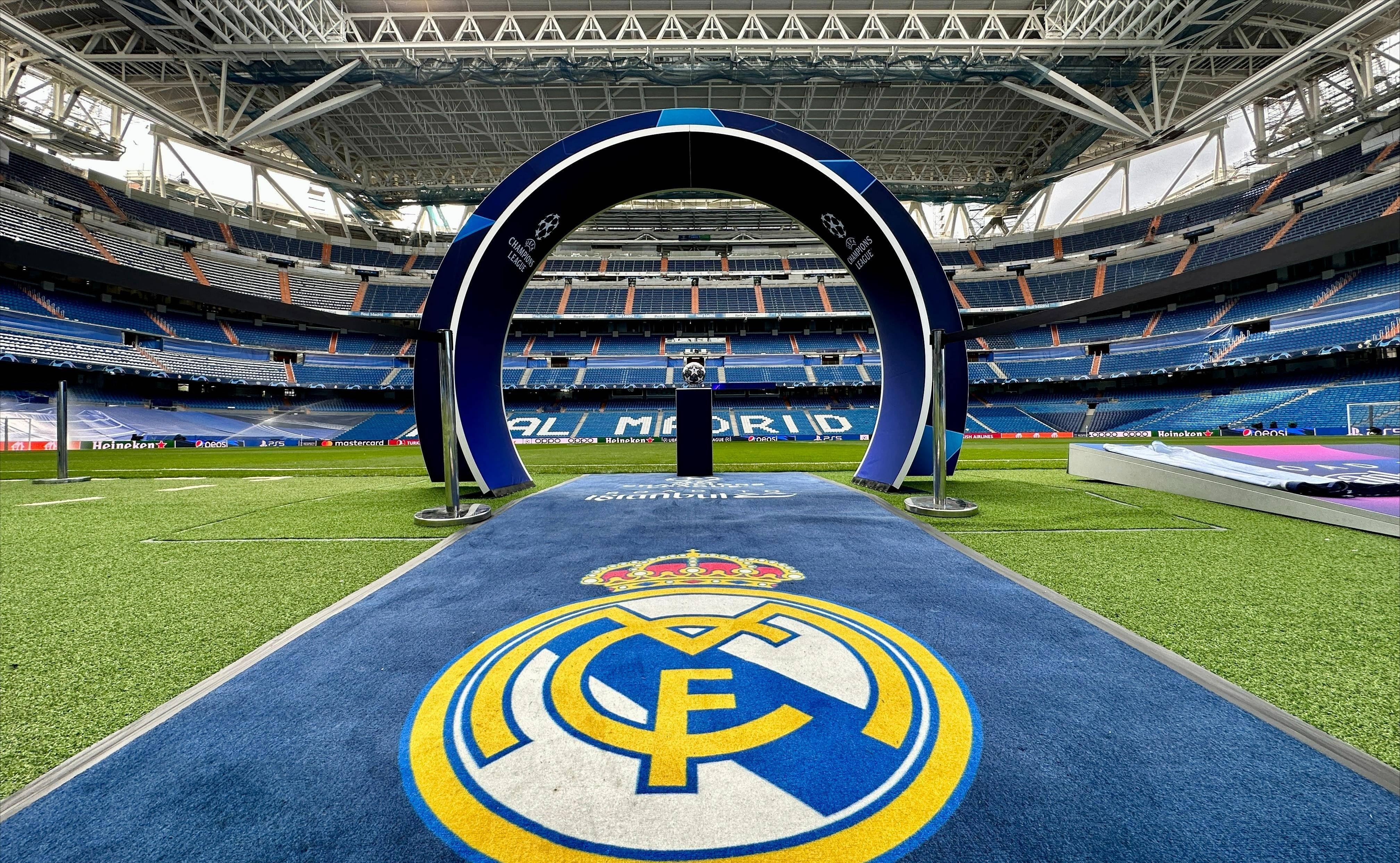 篮球篮网新援表现稳定（篮网新援发挥稳健）