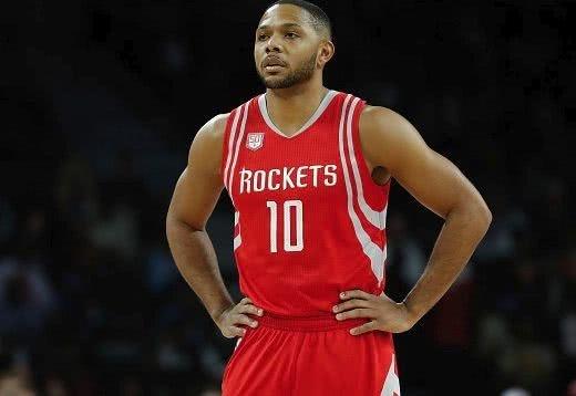 卡拉格：球迷们高喊斯洛特令人动容，在获胜后我真心为他开心（卡拉格：球迷为斯洛特的呼声令人动容，赢球后我由衷替他高兴）